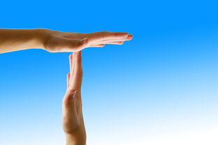 米兰体育在线下载-外线压力下谁还能保持手感稳定